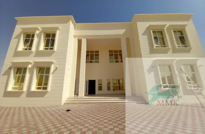 Bulk Sale Unit - 7+ Bedrooms - 7+ Bathrooms for sale in Shakhbout City - Abu Dhabi