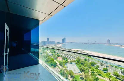 Apartment - 3 Bedrooms - 4 Bathrooms for rent in Corniche Road - Abu Dhabi