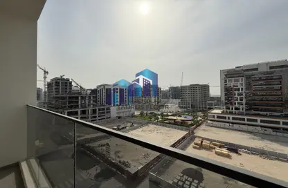 Apartment - 2 Bedrooms - 3 Bathrooms for rent in Jumeirah Garden City - Al Satwa - Dubai