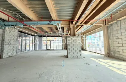 Shop - Studio for rent in Al Hamriya Building - Bur Dubai - Dubai