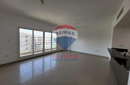 Apartment - 1 Bedroom - 2 Bathrooms for sale in Tower 32 - Al Reef Downtown - Al Reef - Abu Dhabi