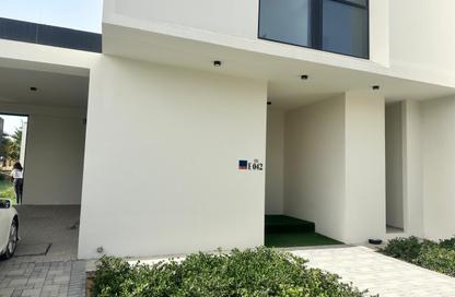 Villa - 3 Bedrooms - 5 Bathrooms for sale in Golf Community - Al Zorah - Ajman
