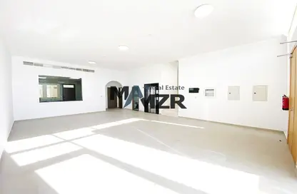 Villa - 5 Bedrooms - 6 Bathrooms for rent in Madinat Zayed - Abu Dhabi