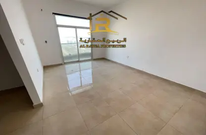 Empty Room image for: Apartment - 1 Bedroom - 2 Bathrooms for rent in Ajman Gate Tower - Ajman Industrial 2 - Ajman Industrial Area - Ajman, Image 1