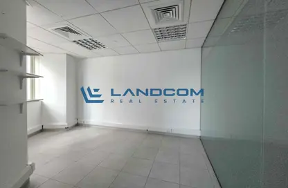 مكتب - استوديو - 1 حمام للايجار في بلو تاور - شارع الشيخ زايد - دبي