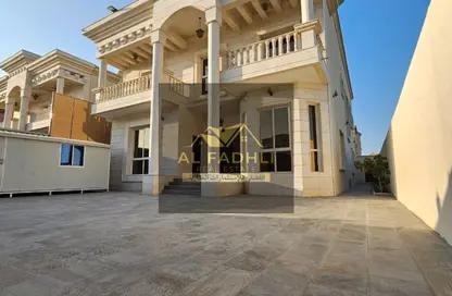 فيلا - 5 غرف نوم - 7 حمامات للبيع في 1 المويهات - المويهات - عجمان