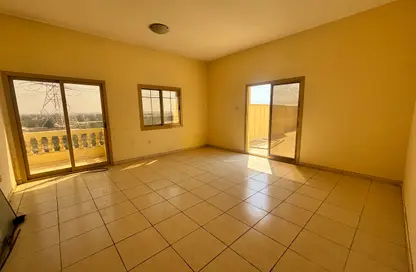 Apartment - 2 Bedrooms - 2 Bathrooms for rent in Yasmin Village - Ras Al Khaimah