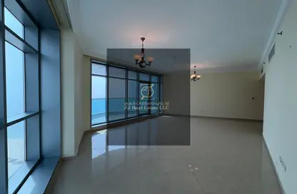 شقة - 2 غرف نوم - 3 حمامات للبيع في مساكن كورنيش عجمان - طريق كورنيش عجمان - عجمان