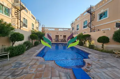 Villa - 4 Bedrooms - 4 Bathrooms for rent in Umm Suqeim 2 Villas - Umm Suqeim 2 - Umm Suqeim - Dubai