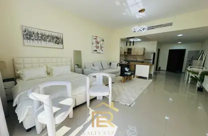Apartment - Studio - 1 Bathroom for rent in Madison Residences - Majan - Dubai Land - Dubai