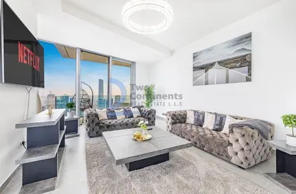 Living Room image for: Penthouse - 4 Bedrooms - 5 Bathrooms for sale in Stella Maris - Dubai Marina - Dubai, Image 1