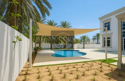 Villa - 4 Bedrooms - 6 Bathrooms for sale in Umm Al Sheif - Dubai