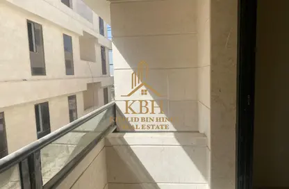 شقة - غرفة نوم - 2 حمامات للايجار في الفلاح - تجارية مويلح - الشارقة