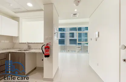 Apartment - 1 Bedroom - 2 Bathrooms for rent in P1912 - Al Raha Beach - Abu Dhabi