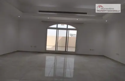 Empty Room image for: Penthouse - 3 Bedrooms - 3 Bathrooms for rent in Muroor Area - Abu Dhabi, Image 1