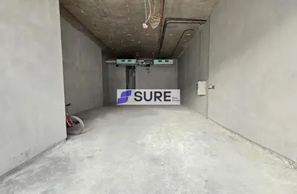 Shop - Studio for rent in Rokane G25 - Jumeirah Village Circle - Dubai