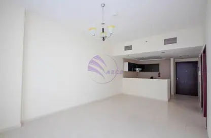 Apartment - 1 Bedroom - 2 Bathrooms for rent in Royal Residence 2 - Royal Residence - Dubai Sports City - Dubai