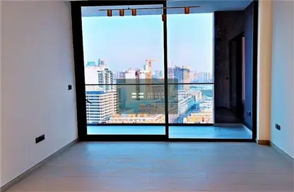 شقة - 2 غرف نوم - 2 حمامات للايجار في بينغاطي اونيكس - قرية الجميرا سركل - دبي