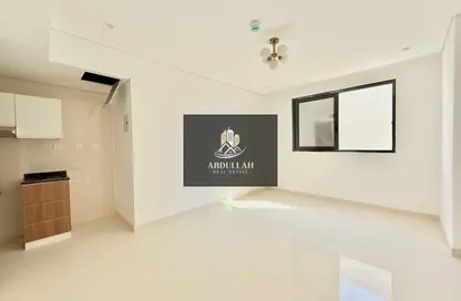 شقة - 1 حمام للايجار في سراب 2 - الجادة - الشارقة شقة - 1 حمام للايجار في سراب 2 - الجادة - الشارقة