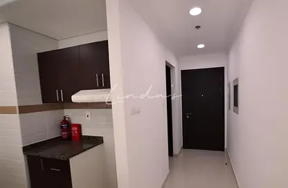 شقة - 1 حمام للايجار في ذا كورت تاور - الخليج التجاري - دبي