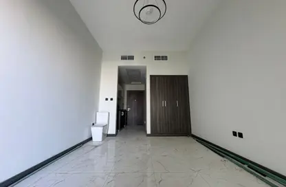 شقة - 1 حمام للبيع في برج روكان B - برج روكان - دبي لاند - دبي