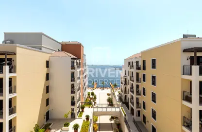 Apartment - 2 Bedrooms - 2 Bathrooms for rent in La Rive - Building 3 - La Mer - Jumeirah - Dubai