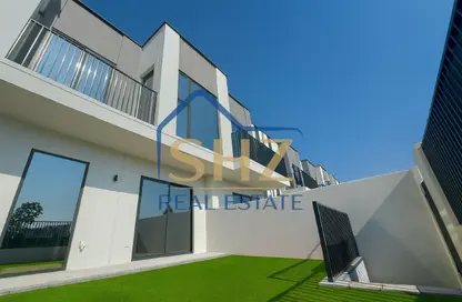 Townhouse - 3 Bedrooms - 4 Bathrooms for sale in Greenview - EMAAR South - Dubai South (Dubai World Central) - Dubai