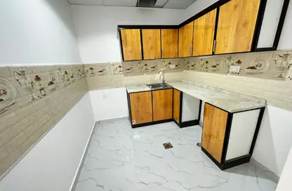 Apartment - 1 Bedroom - 1 Bathroom for rent in Shakhbout City - Abu Dhabi