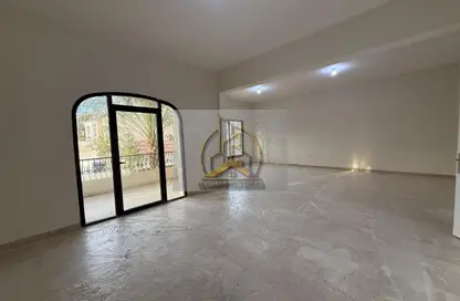 فيلا - 4 غرف نوم - 5 حمامات للايجار في كورنيش الخالدية - الخالدية - أبوظبي