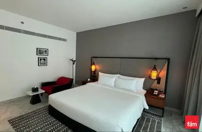 Apartment - Studio - 1 Bathroom for sale in Dolphin Tower - Business Bay - Dubai