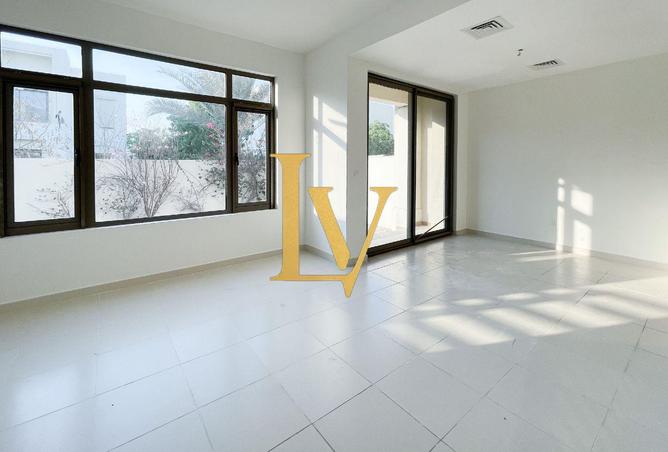 3 Bedroom + Study + Maid | Spacious | Type J