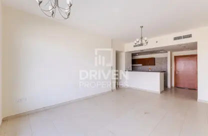 شقة - 2 غرف نوم - 2 حمامات للبيع في سكاي كورتس تاور A - أبراج سكاي كورتس - دبي لاند - دبي