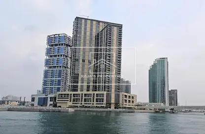 Apartment - 4 Bedrooms - 5 Bathrooms for rent in Canal Residence - Al Reem Island - Abu Dhabi