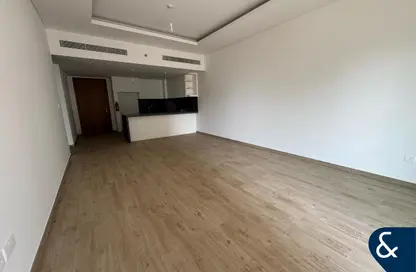 Apartment - 1 Bedroom - 1 Bathroom for rent in Central Park Building 1 - Central Park at City Walk - City Walk - Dubai
