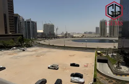 شقة - 2 غرف نوم - 3 حمامات للايجار في الأمل تاور - مدينة دبي الرياضية - دبي