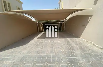 Villa - 4 Bedrooms - 6 Bathrooms for rent in Shakhbout City - Abu Dhabi