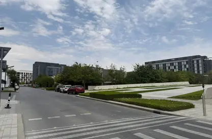 شقة - غرفة نوم - 2 حمامات للبيع في شقق أريج - الجادة - الشارقة