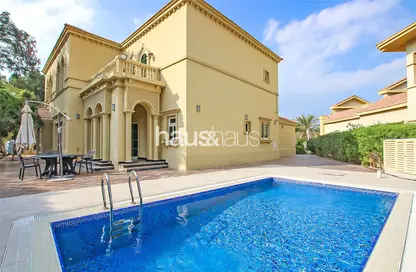 Villa - 4 Bedrooms - 6 Bathrooms for rent in Entertainment Foyer - European Clusters - Jumeirah Islands - Dubai