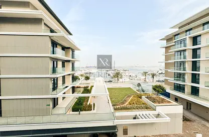 Apartment - 2 Bedrooms - 2 Bathrooms for rent in Seagate Building 3 - Seagate - Mina Rashid - Dubai