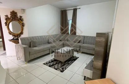 شقة - غرفة نوم - 2 حمامات للبيع في أورينت تاور 1 - أورينت تاور - البستان - عجمان