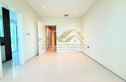 Apartment - 2 Bedrooms - 2 Bathrooms for rent in Park Place Tower - Sheikh Zayed Road - Dubai
