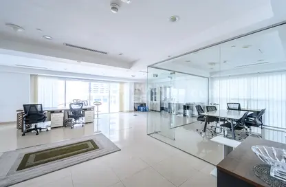 Office Space - Studio for rent in Single Business Tower - Sheikh Zayed Road - Dubai