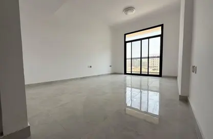 Apartment - 2 Bedrooms - 2 Bathrooms for rent in Al Jurf 3 - Al Jurf - Ajman Downtown - Ajman