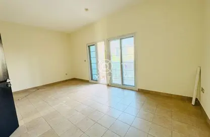 تاون هاوس - غرفة نوم - 2 حمامات للايجار في نخيل تاونهاوس - الضاحية 12 - قرية الجميرا سركل - دبي