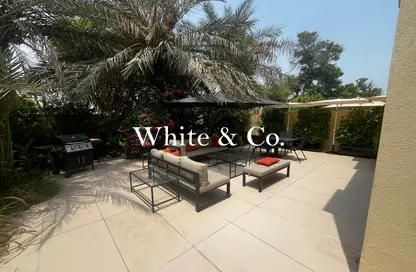 Villa - 2 Bedrooms - 3 Bathrooms for rent in Springs 2 - The Springs - Dubai