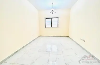 Apartment - 2 Bedrooms - 2 Bathrooms for rent in Muwaileh 29 Building - Muwaileh - Sharjah