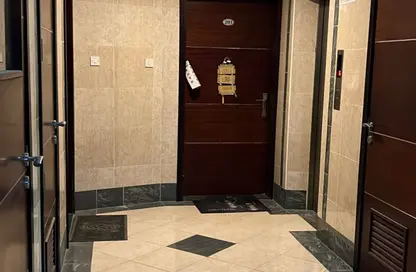Apartment - Studio - 1 Bathroom for rent in Al Khan - Sharjah