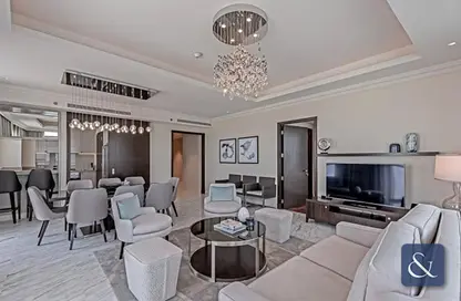 Living Room image for: Apartment - 3 Bedrooms - 2 Bathrooms for rent in The Address Residence Fountain Views 1 - The Address Residence Fountain Views - Downtown Dubai - Dubai, Image 1