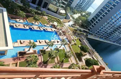 Pool image for: Apartment - 2 Bedrooms - 3 Bathrooms for rent in Marina Residences 1 - Marina Residences - Palm Jumeirah - Dubai, Image 1