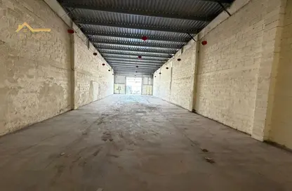 Warehouse - Studio - 1 Bathroom for rent in Industrial Building 13 - Industrial Area 13 - Sharjah Industrial Area - Sharjah